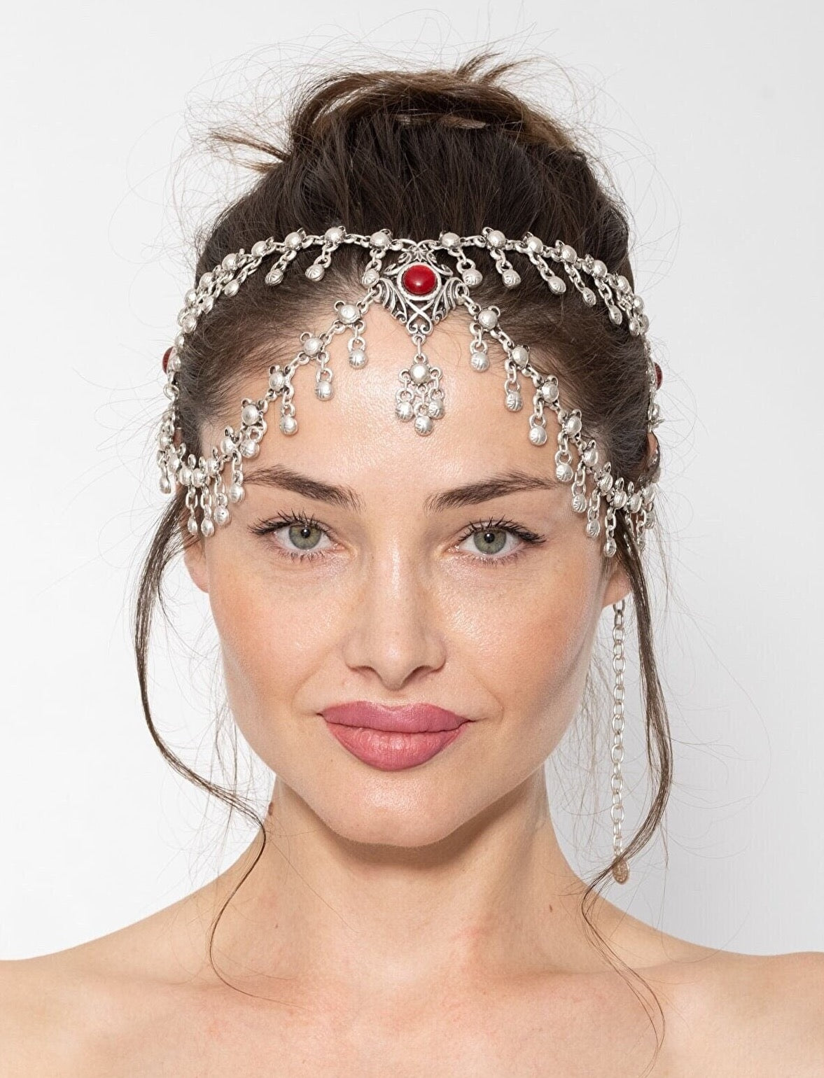 Elegant silver plated Goddess Head Jewellery designed for belly dancers, featuring intricate detailing and a stunning shine.