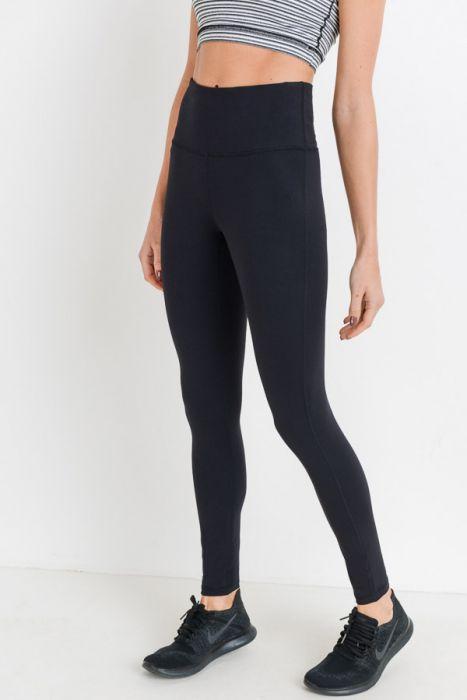 Highwaist Essential Solid Leggings in various colors, showcasing high waistband and hidden phone pouch.