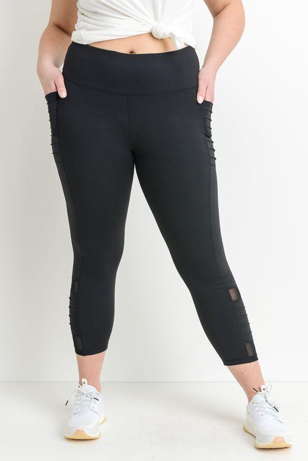 Highwaist Moto Ribbed Full Leggings featuring mesh panels and deep ribbed pockets, perfect for active wear and lounging.