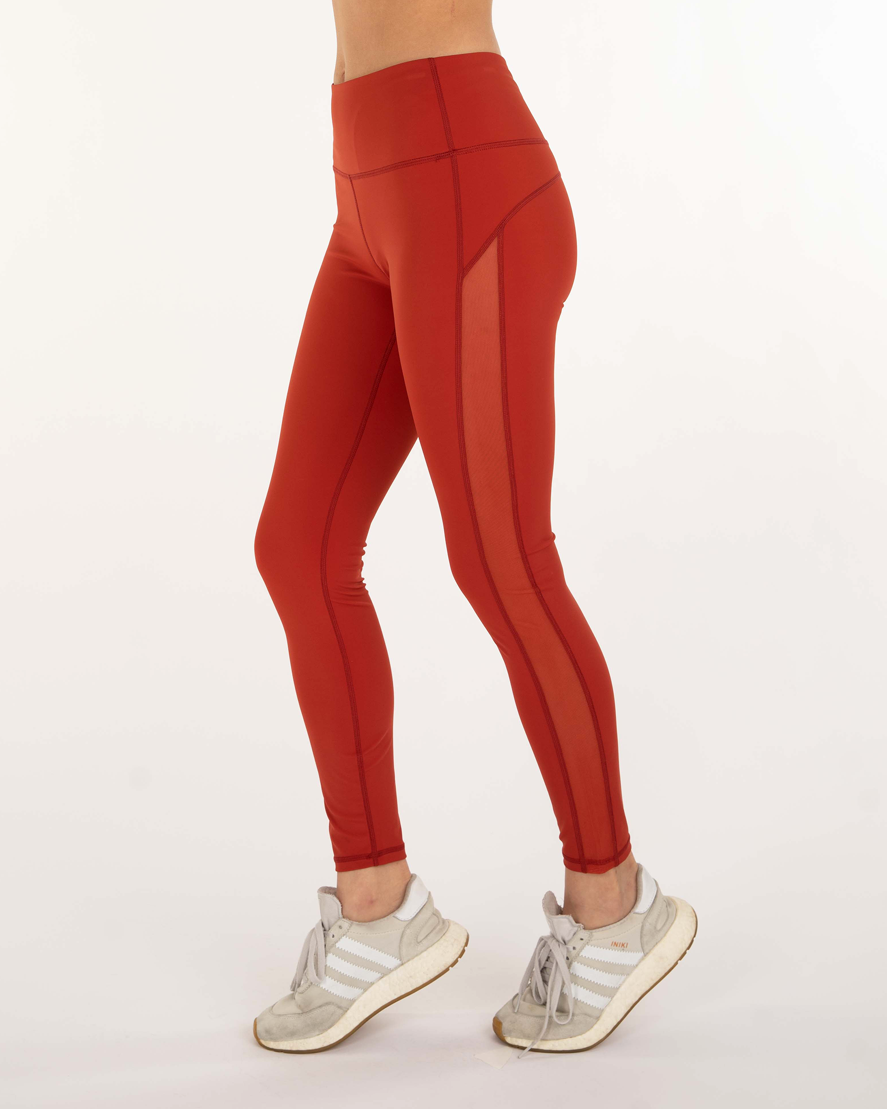 Incline Silkiflex™ Leggings in high waist design featuring side mesh detail, perfect for workouts and casual wear.