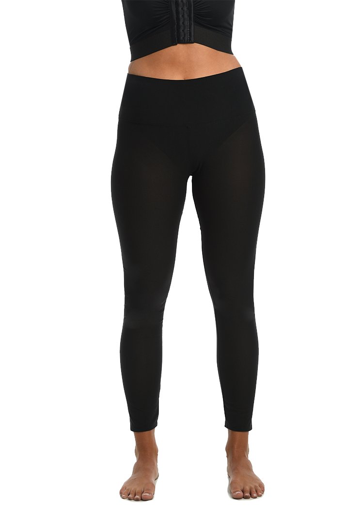 InstantFigure Power MESH Hi-waist leggings in black, featuring a seamless design and breathable fabric for comfort during workouts.