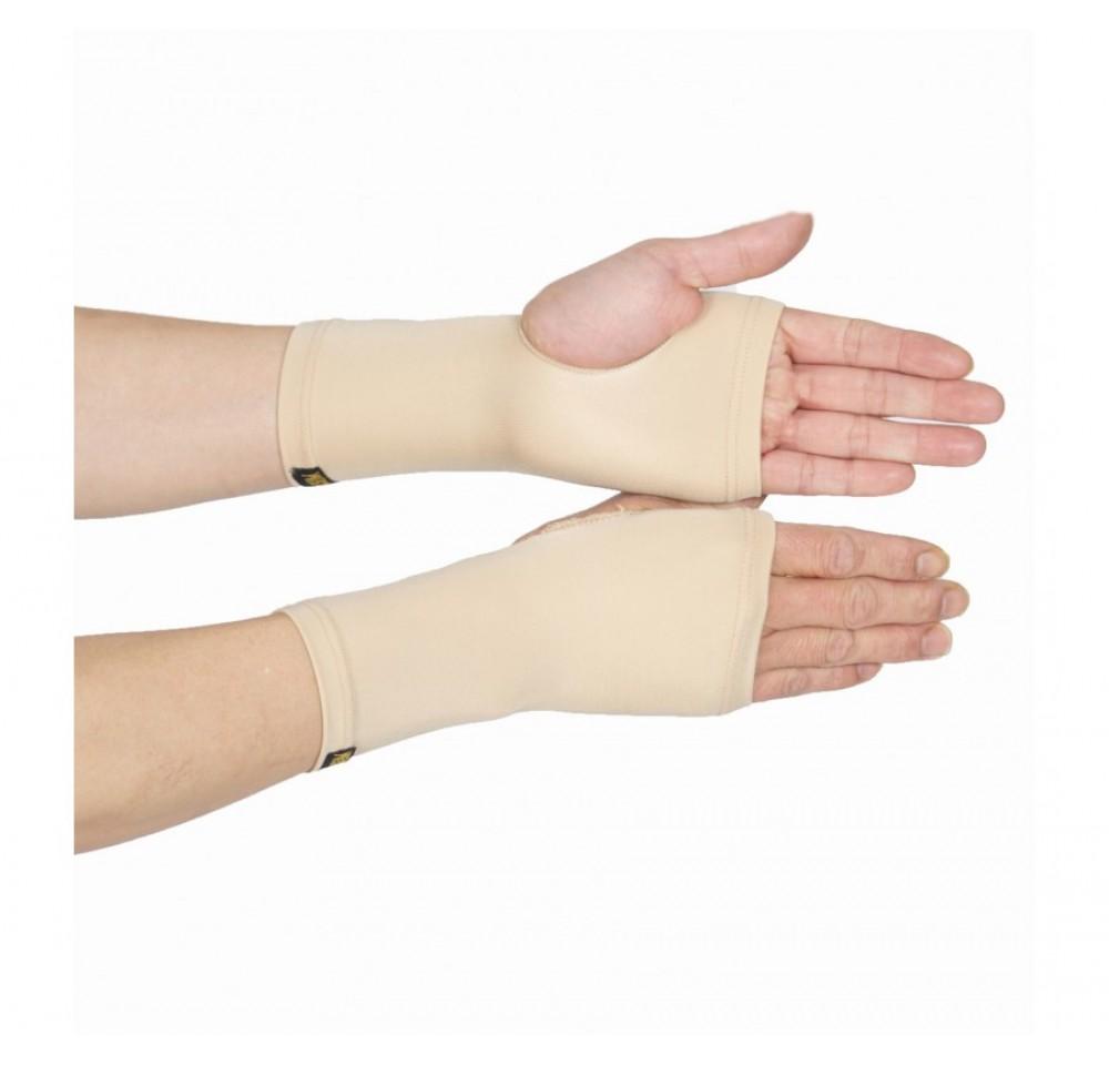 InstantRecoveryMD Compression Support wrist guard for men and women, designed for comfort and recovery, featuring a sleek design and breathable fabric.