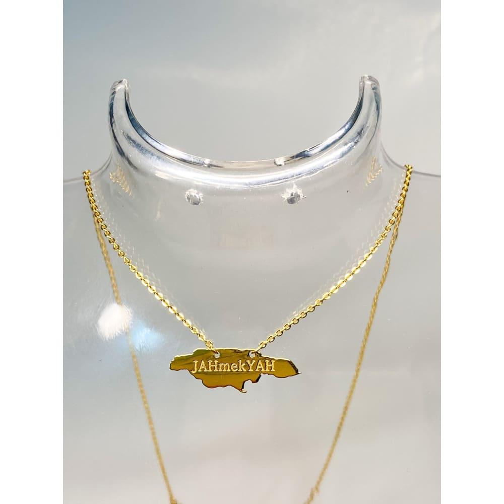 Jamaica pendant gold plated necklace featuring a trendy link chain design, crafted from durable stainless steel.