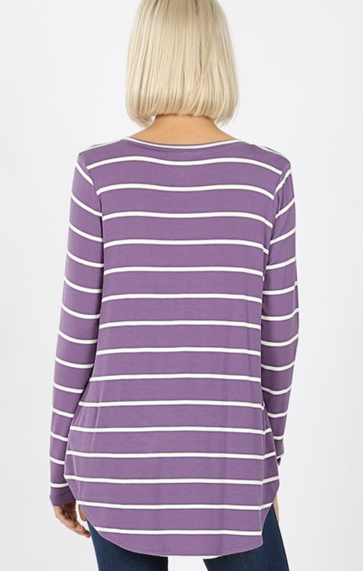 A stylish purple knit striped tunic perfect for spring, featuring a comfortable fit and versatile design.