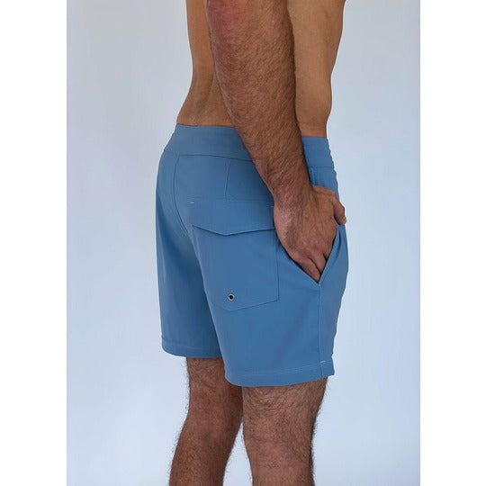 Laguna Shorts in blue, made from recycled ocean plastic, featuring three pockets and a comfortable fit.