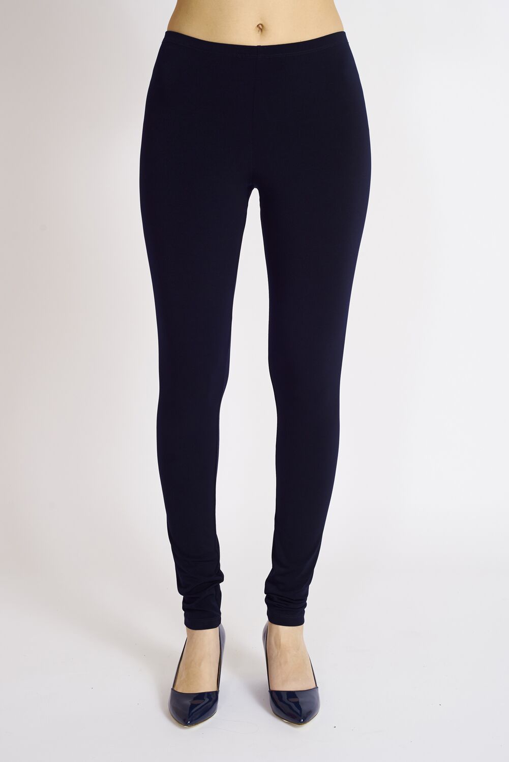 A pair of stylish black Long Leggings featuring an elastic waist for a comfortable fit, perfect for layering or casual wear.