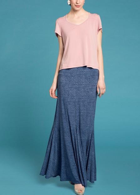 Maxi Skirt Denim Print showcasing its versatile design and comfortable fit, perfect for various occasions.