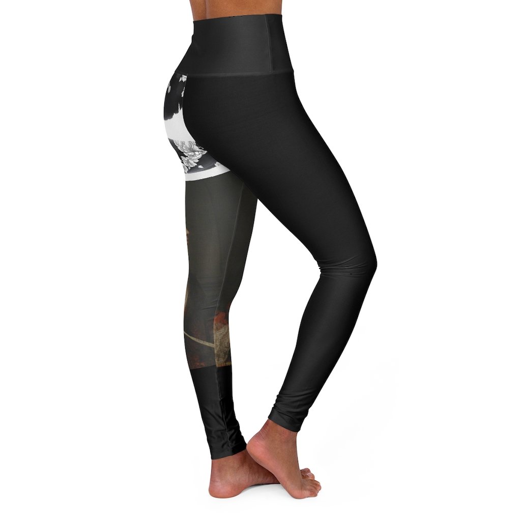 Media Warrant Yoga Leggings in a stylish high-waisted design, showcasing a skinny fit and durable fabric.