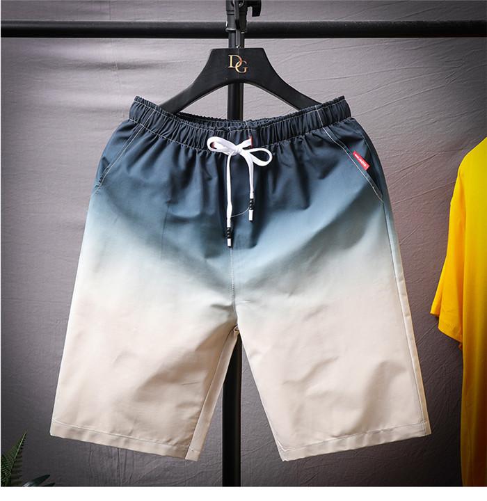 Men's Tooling Shorts in gradient color, knee-length design, perfect for summer casual wear.