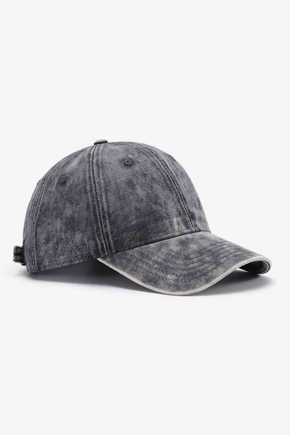 Plain adjustable baseball cap made of 100% cotton, featuring a solid pattern and adjustable strap for a comfortable fit.