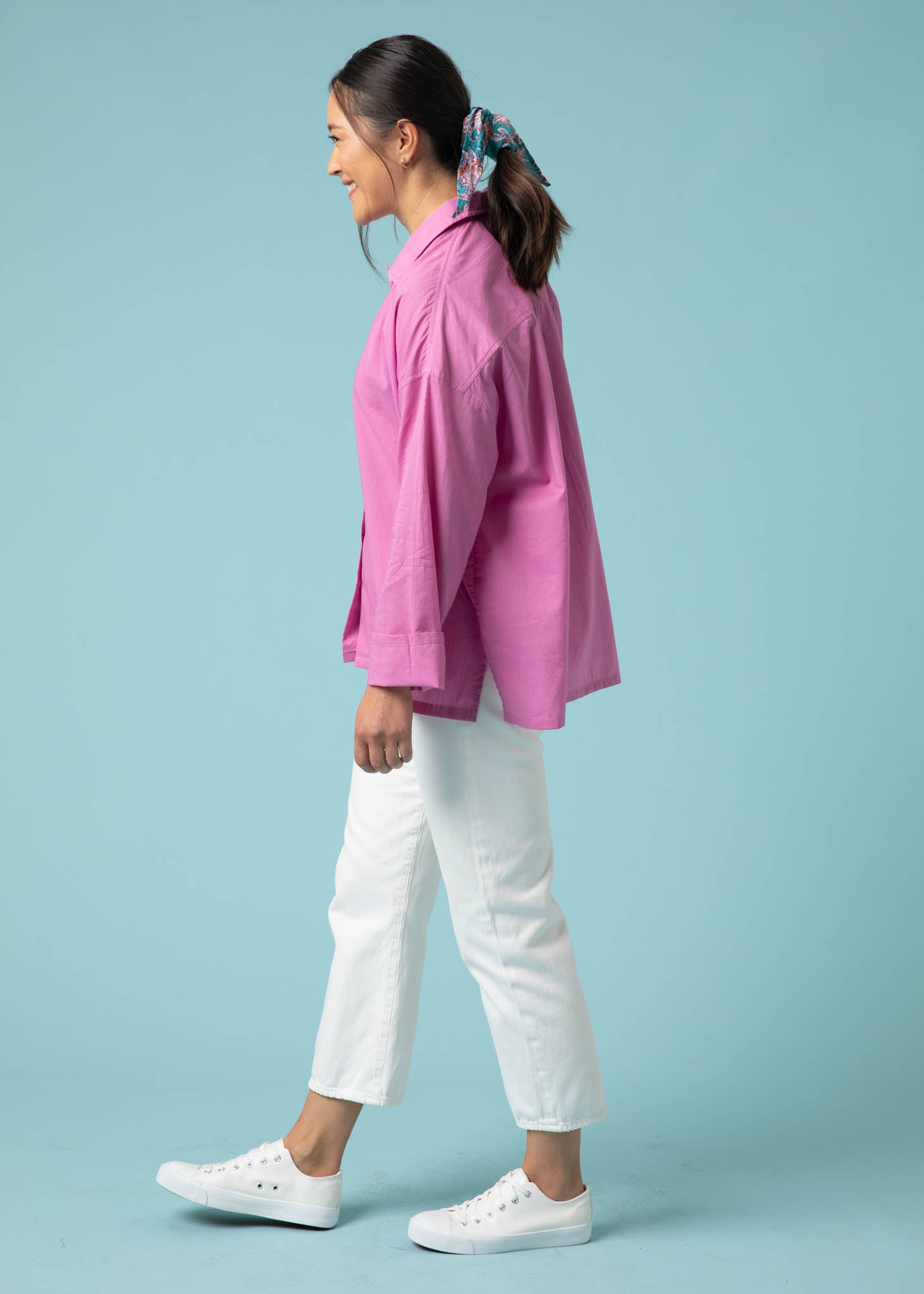 Relaxed Boyfriend Shirt in Dahlia color, featuring a slightly oversized fit and long sleeves, made from organic cotton with natural dye.