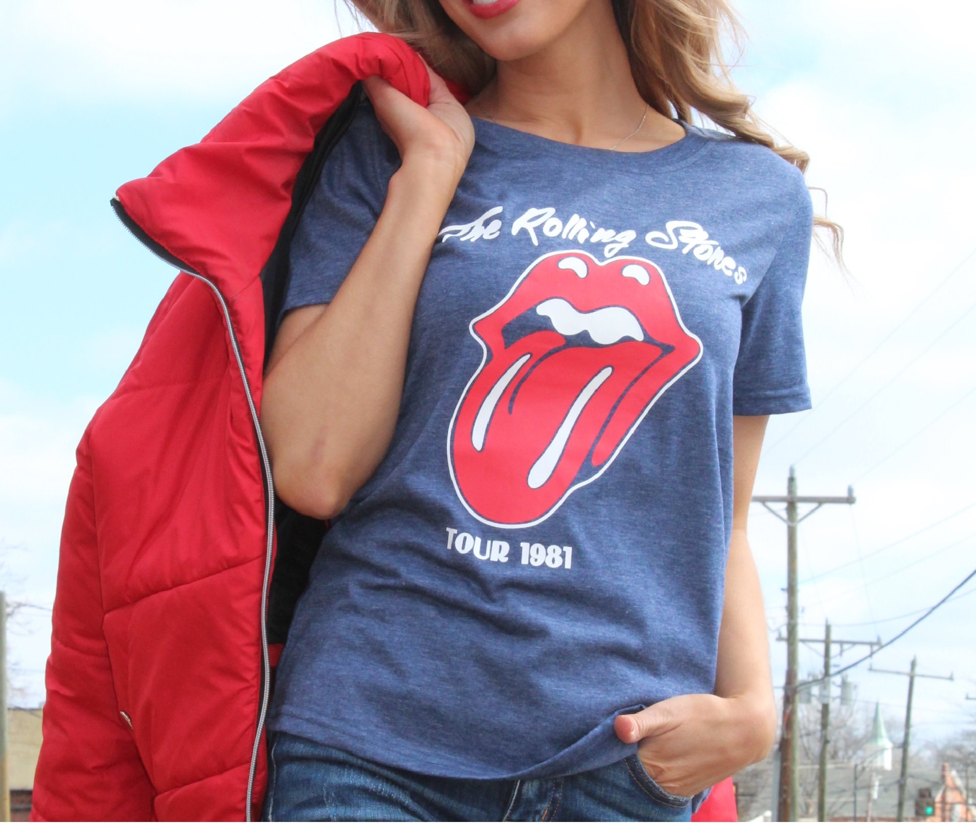 Vintage-inspired Rock and Roll Stones 1981 tour t-shirt featuring a cool graphic design, made from soft cotton and polyester blend.