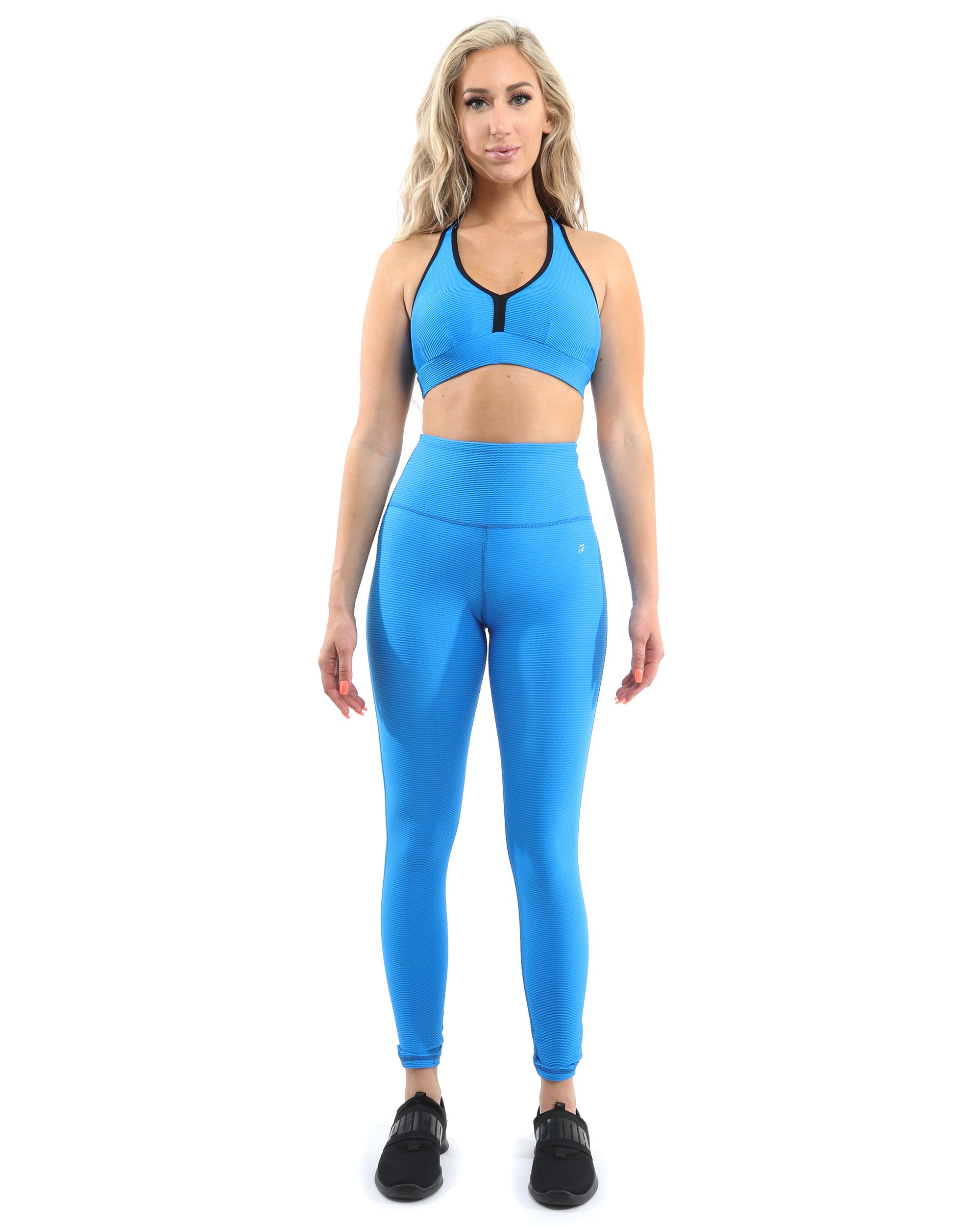 Aqua Positano Activewear Leggings made in Italy, showcasing a sculpted fit and high-rise waistband, perfect for workouts and athleisure.