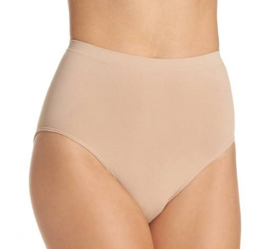 LAMONIR Hi-Waist Laser Cut Panty 1535283 showcasing seamless design and soft fabric.