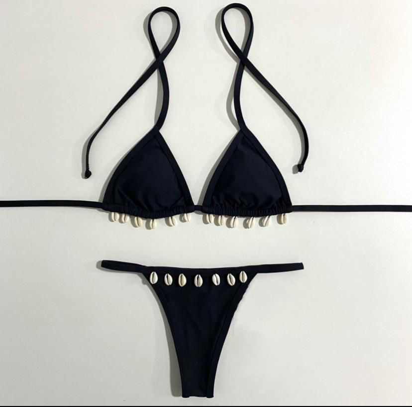 SHELLONA BOTTOMS - NOIR featuring natural shell charms and adjustable string ties, made from eco-friendly fabric.