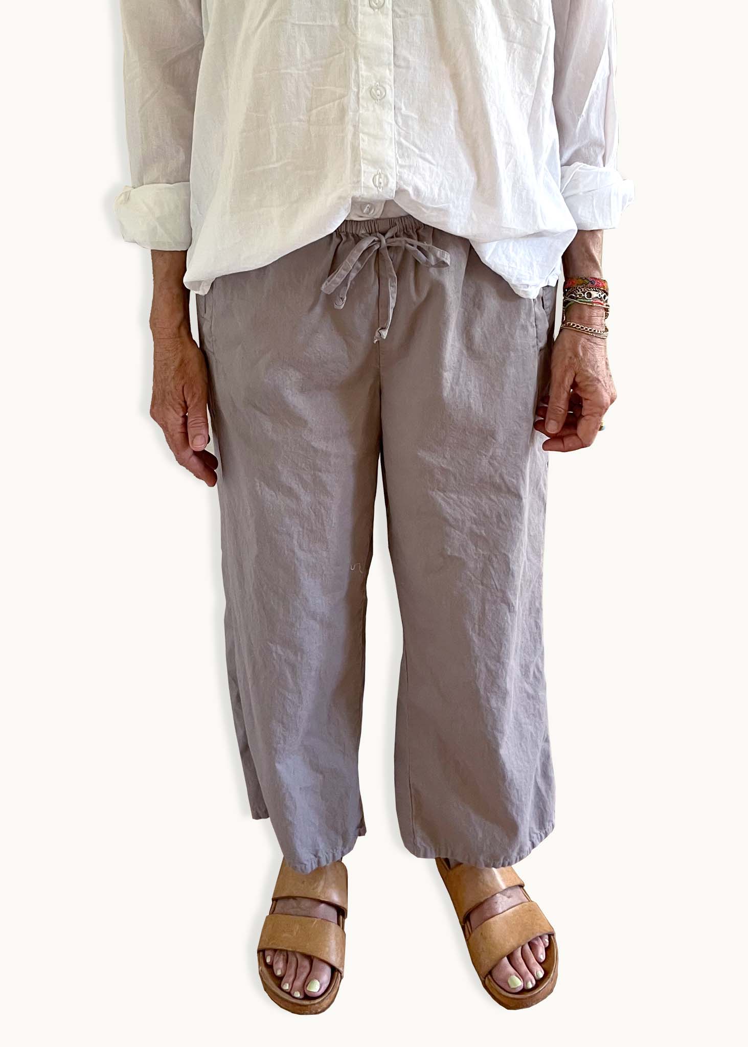 A pair of Shore Pants in Pebble Twill, showcasing a modern cropped length and relaxed fit, perfect for casual and stylish outfits.