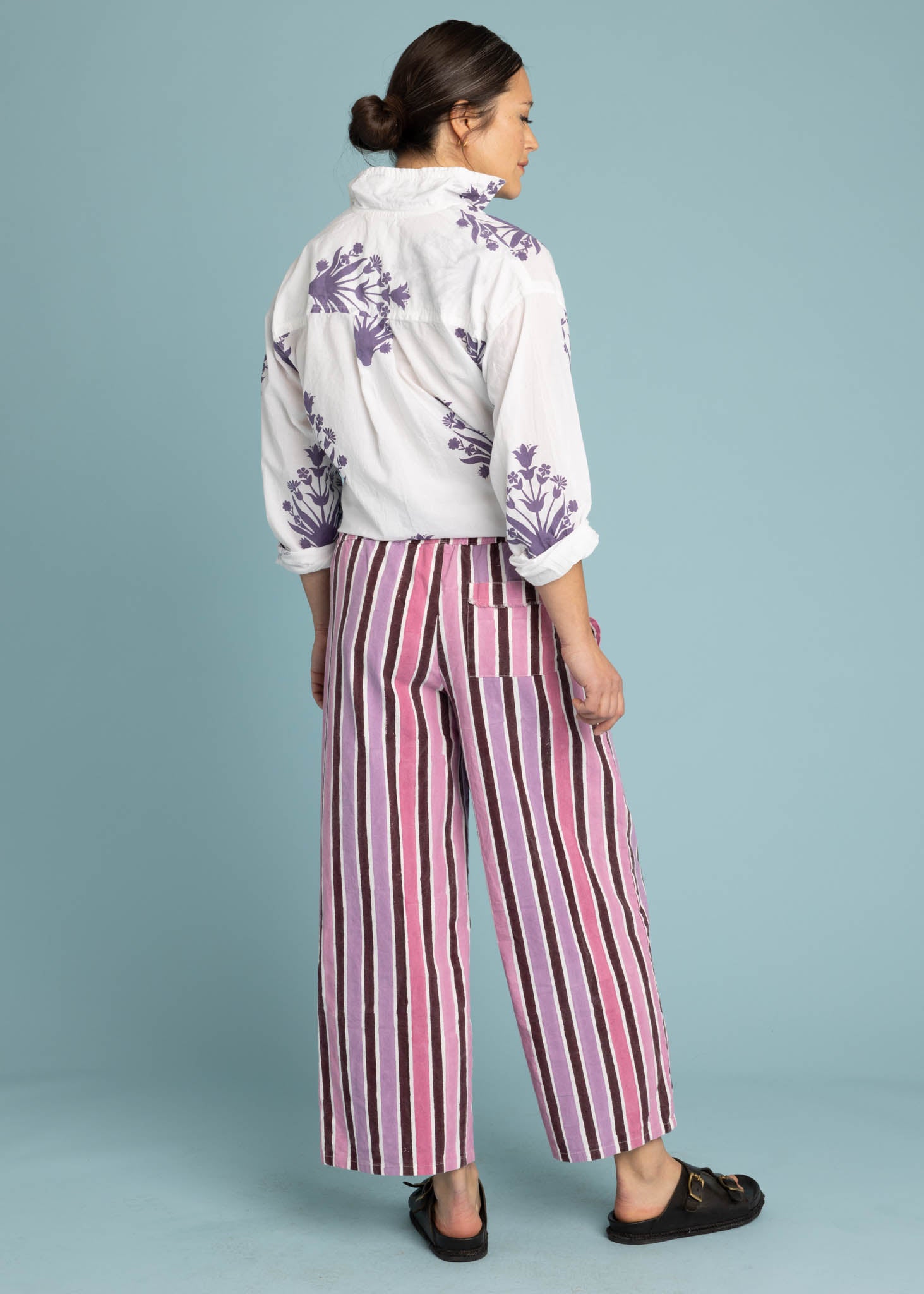 Shore Pant in Wallpaper Stripe Dahlia featuring a modern cropped length and relaxed fit, made from organic cotton.