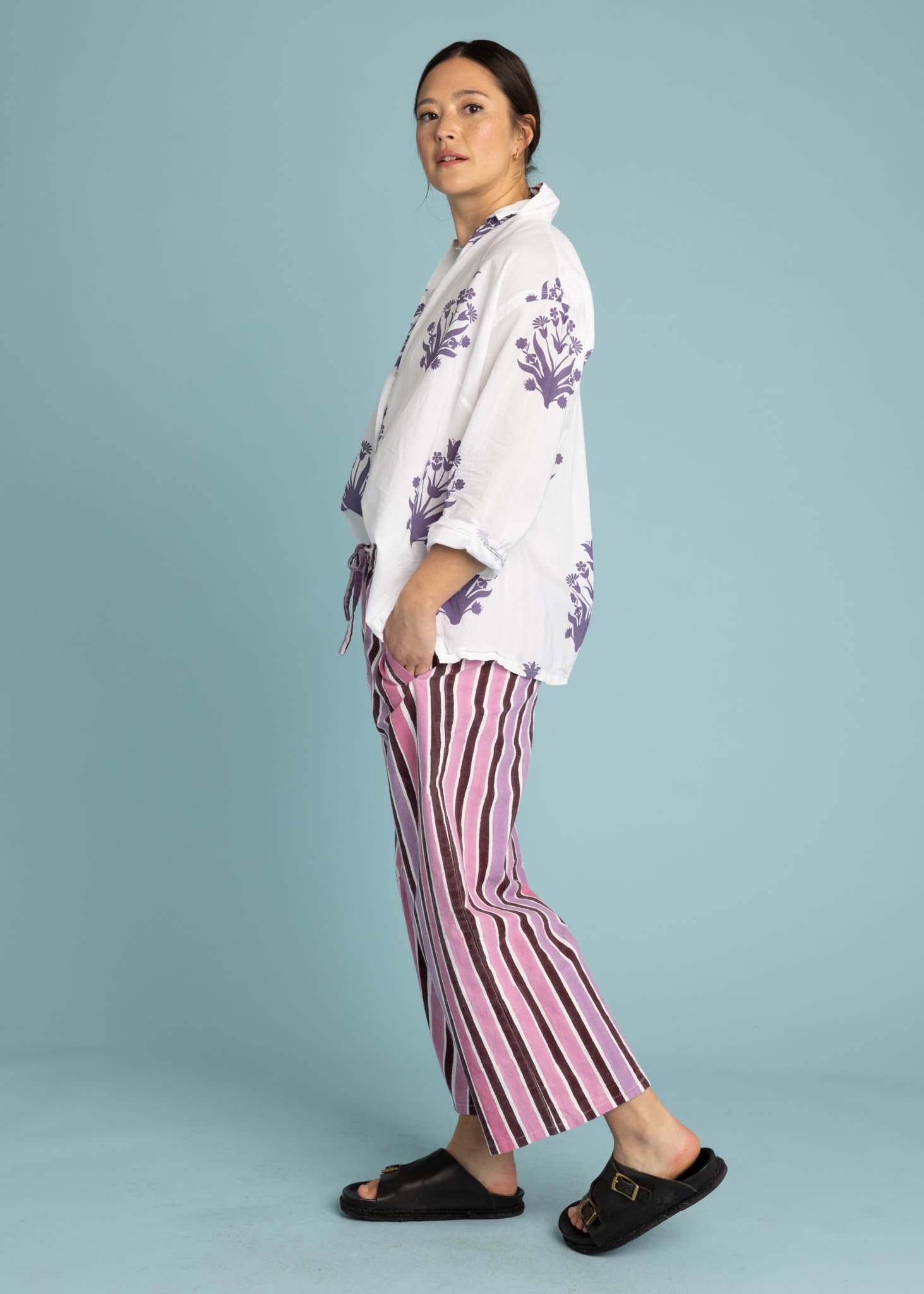 Shore Pant in Wallpaper Stripe Dahlia featuring a modern cropped length and relaxed fit, made from organic cotton.