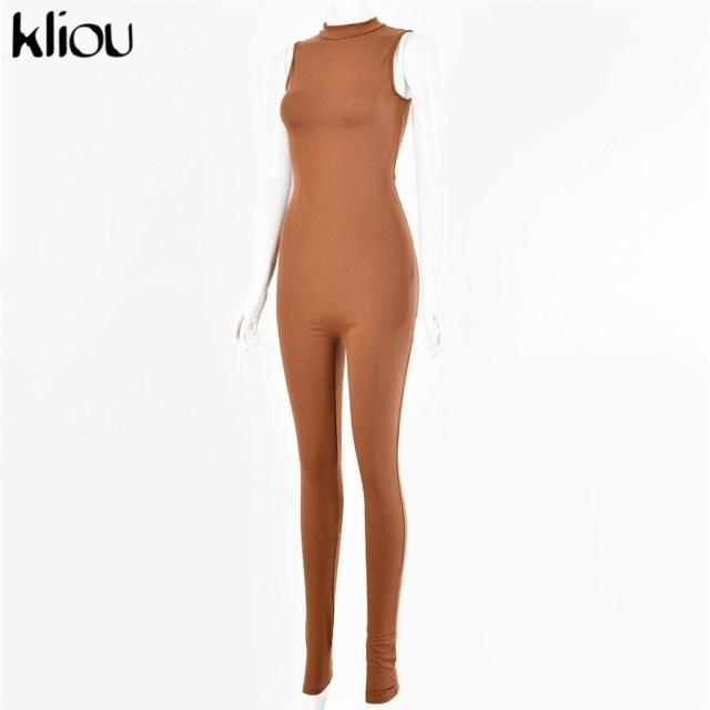 Kliou sleeveless activewear skinny outfit featuring ankle-length pants and a solid pattern, designed for women aged 18-35.