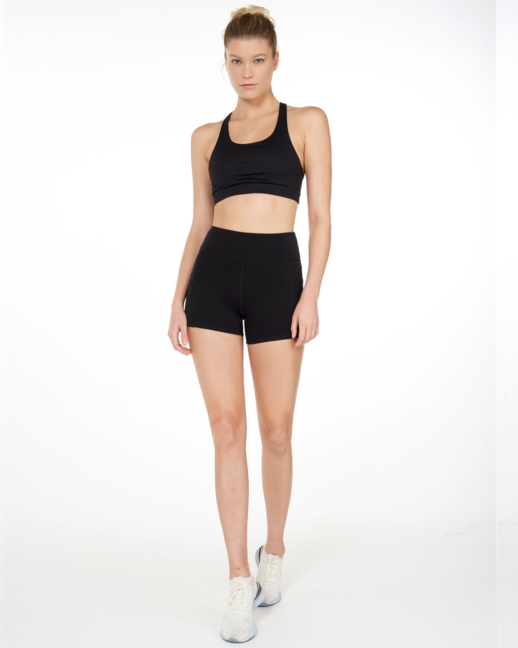 Studio Ventiflo Shorts (Tight) 3.5" in a stylish design, perfect for workouts and casual wear.