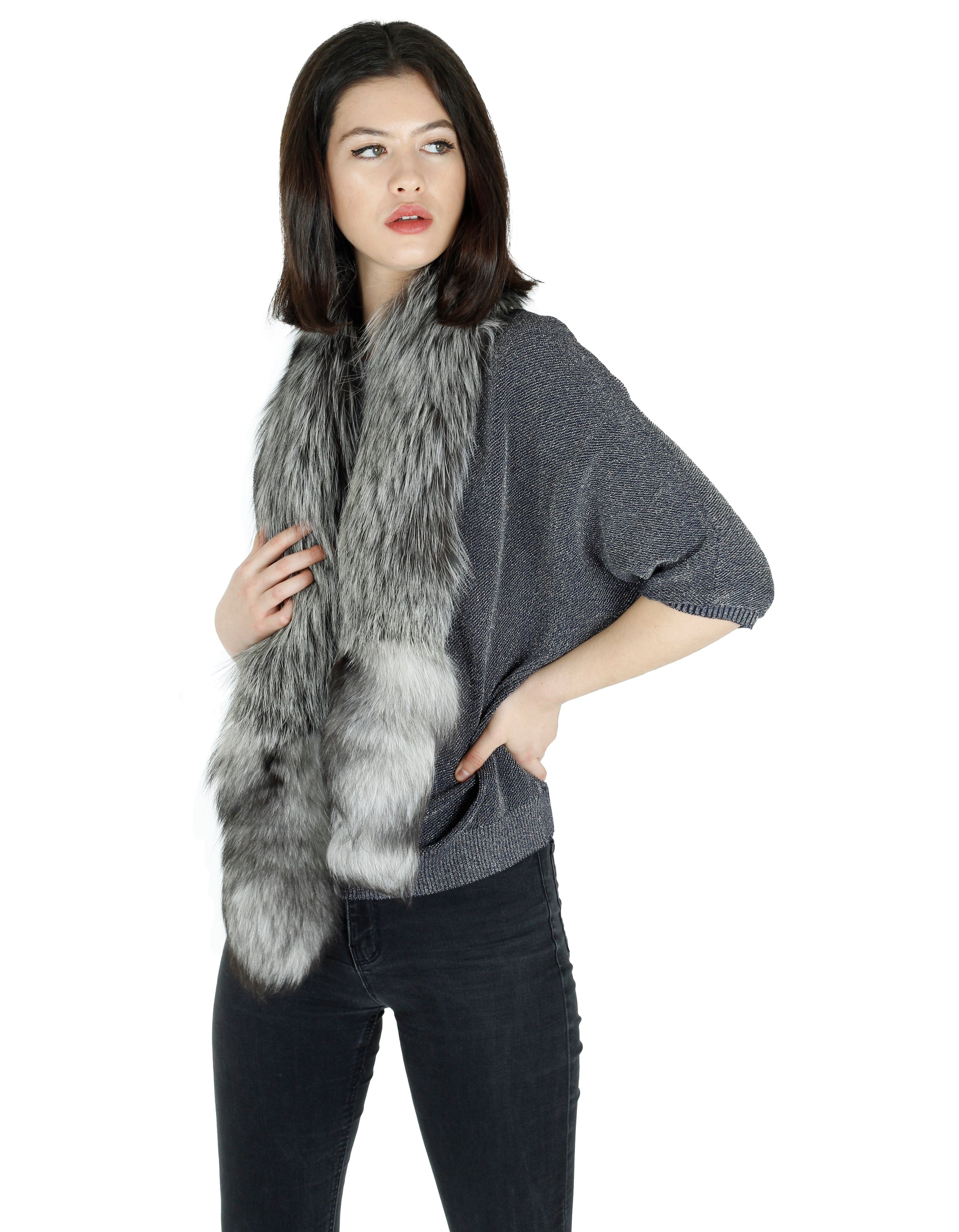 A stylish grey top with loose sleeves and a soft fabric, perfect for casual and layered outfits.