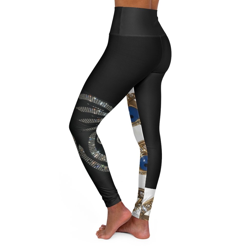 The Deja Yoga Legging in a stylish high-waisted design, showcasing a skinny fit and durable fabric.