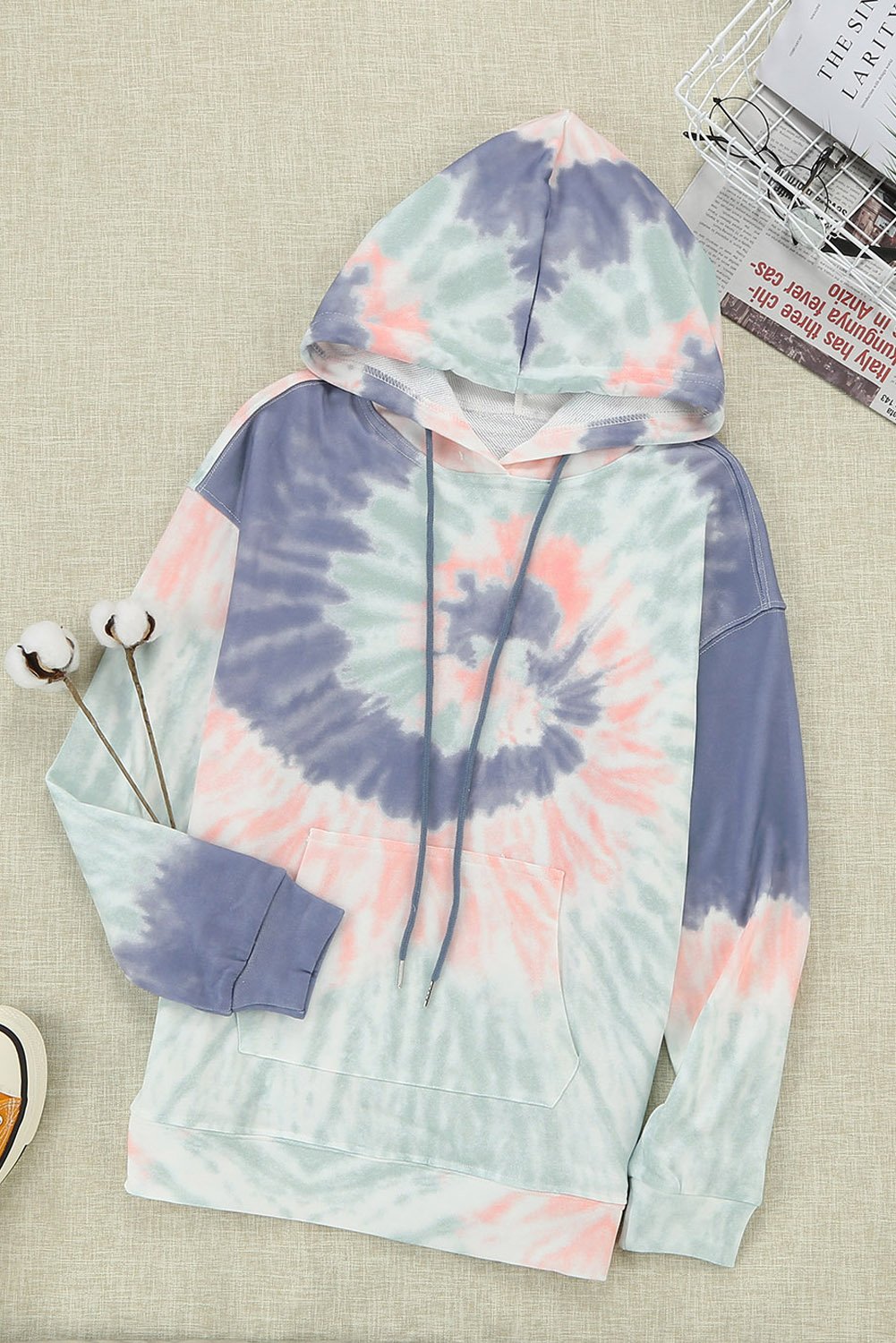 A stylish tie-dye print pullover hoodie featuring vibrant colors and a comfortable fit, perfect for casual wear.