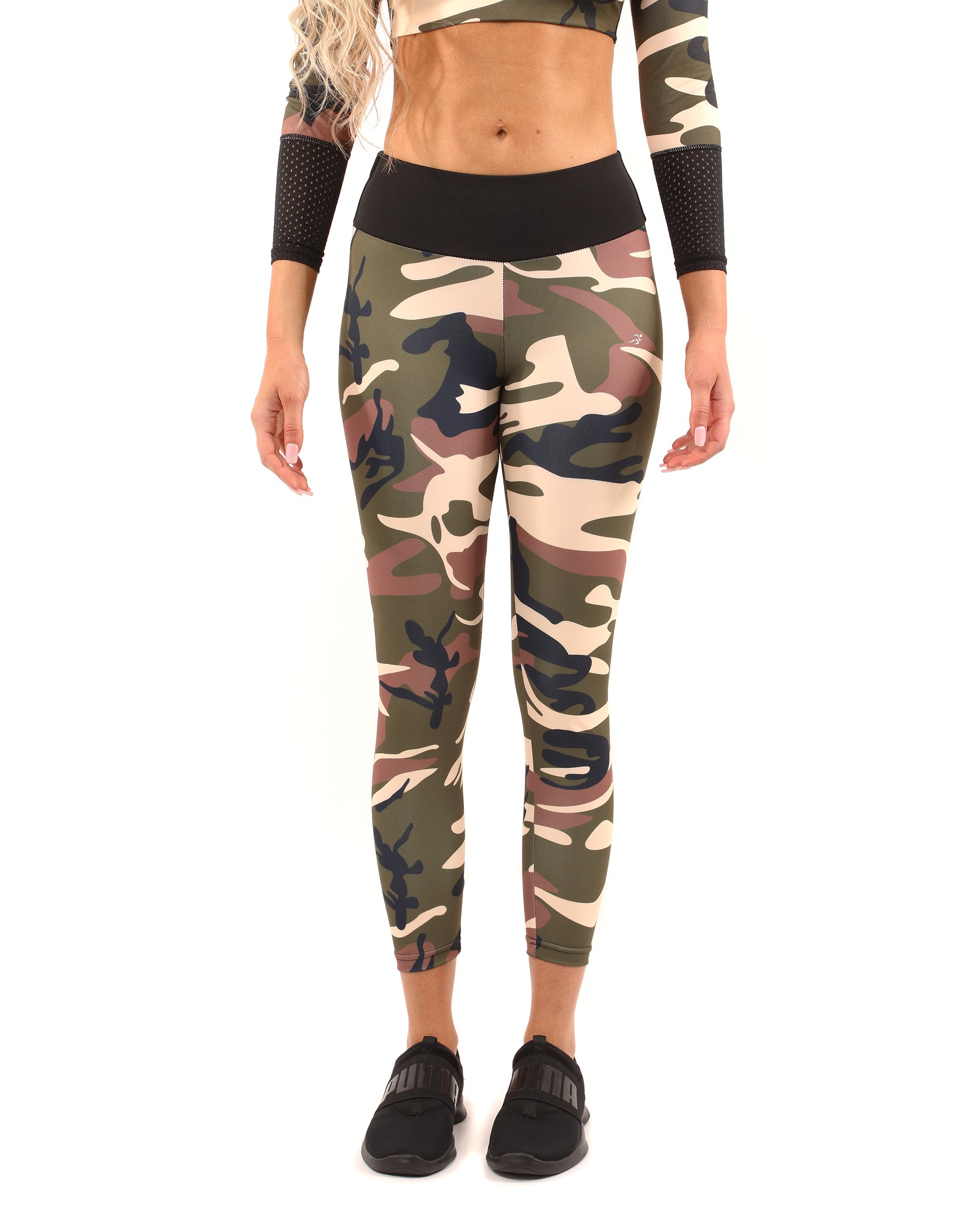 Virginia Camouflage Leggings in brown and green, showcasing a stylish design and form-fitting compression fit, perfect for workouts and athleisure.