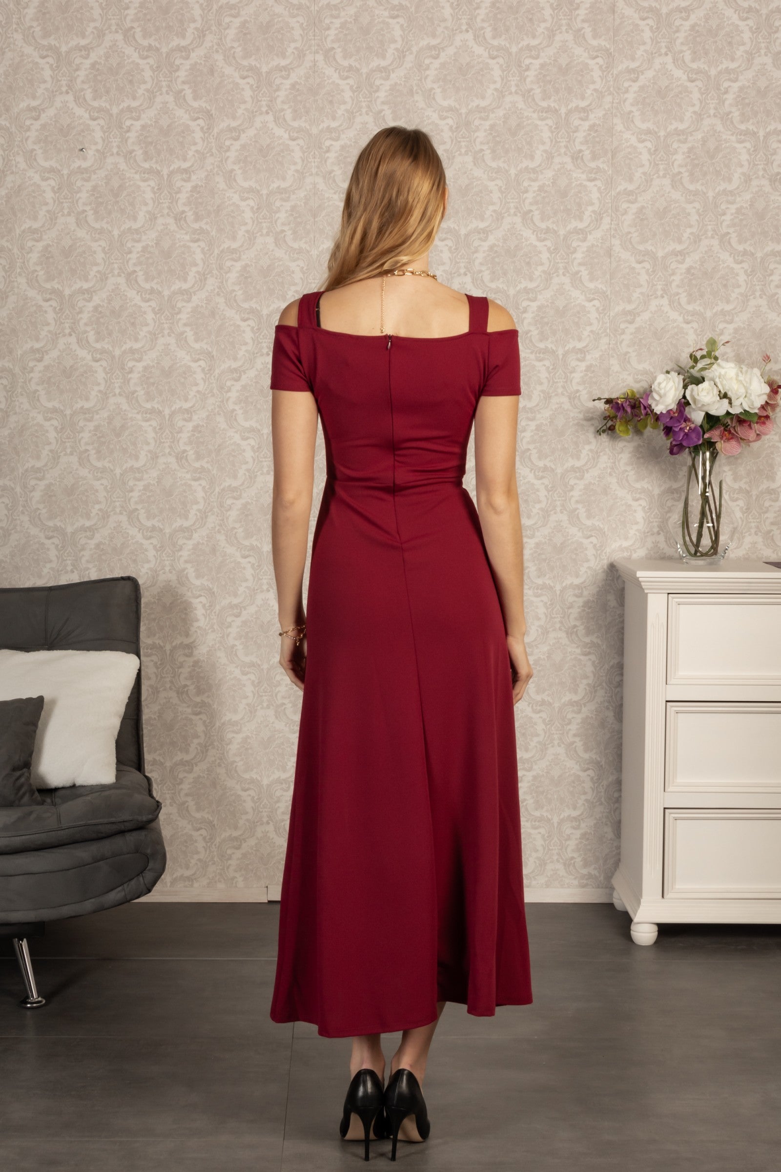 Elegant long Bordo dress for women with short sleeves, open shoulder design, and side cutout, featuring an invisible zipper at the back.