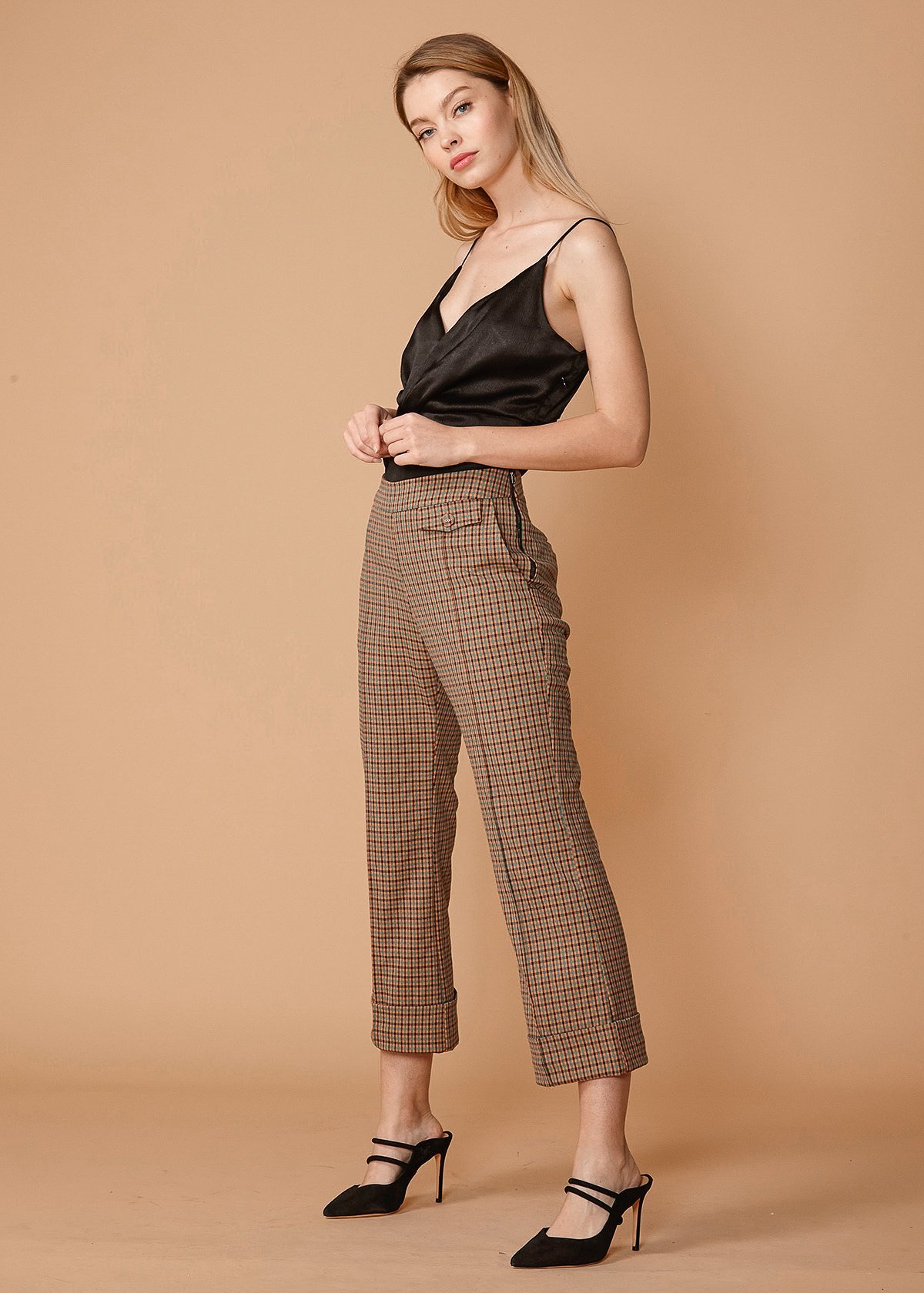 Women's Wide Cuff Trouser in Peach Gingham featuring side zipper closure and two side pockets.