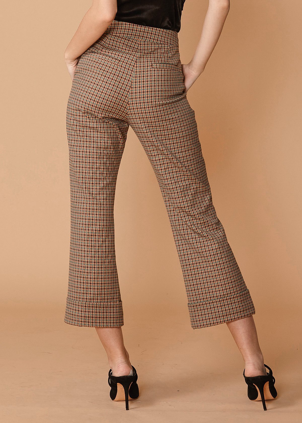 Women's Wide Cuff Trouser in Peach Gingham featuring side zipper closure and two side pockets.