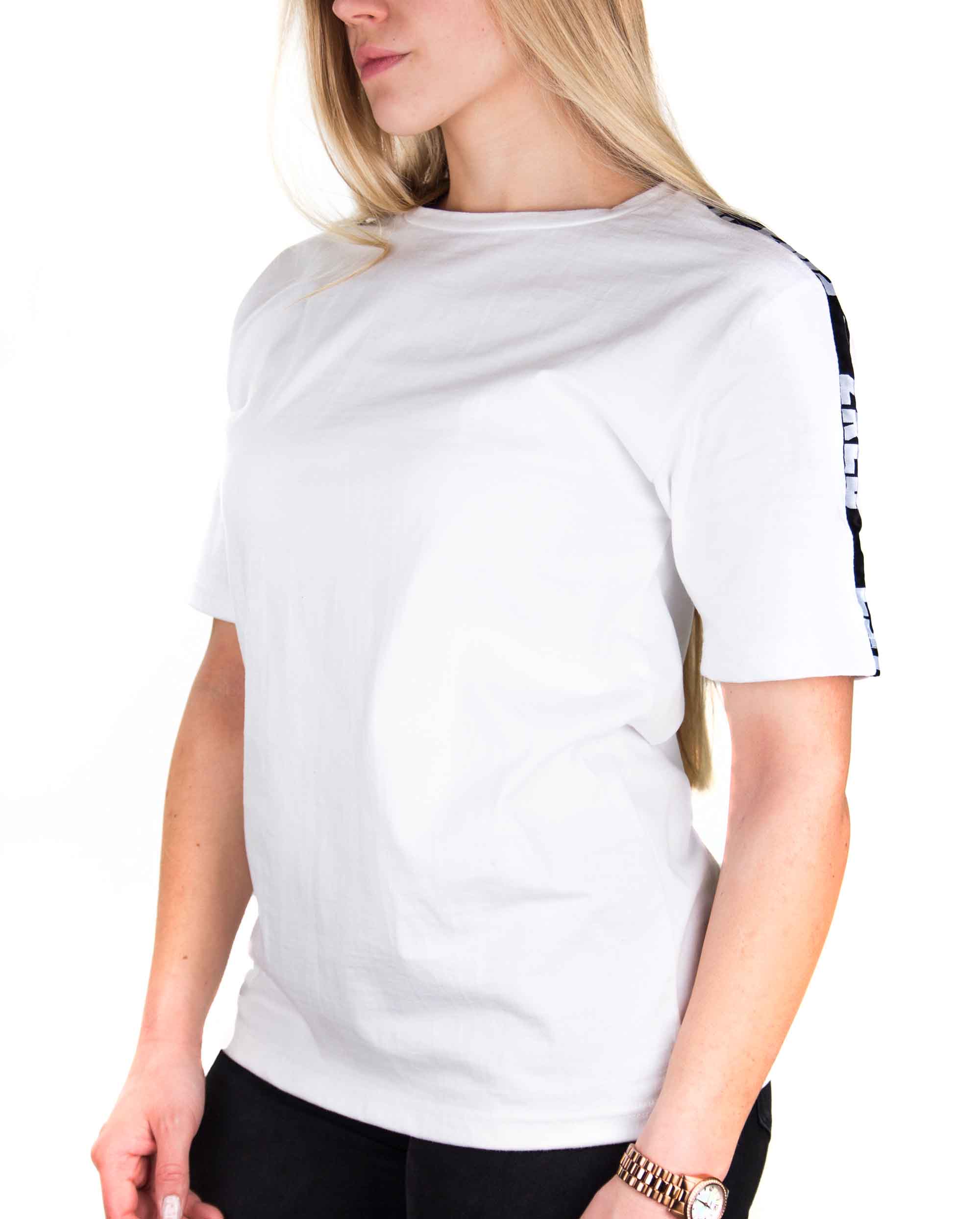 ZRED Origin Shirt in white for women, showcasing stylish design and high-quality cotton fabric.